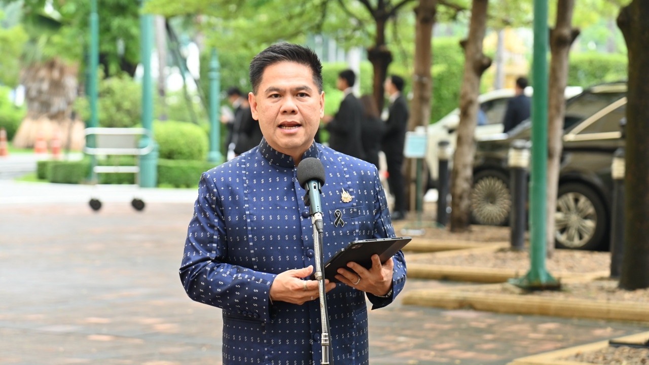 “วราวุธ” เผยน้ำท่วม 180–190 โรงงานเสียหายรวม 1.8 พันล้าน สั่งช่วยพักหนี้-สินเชื่อซ่อมเครื่องจักร