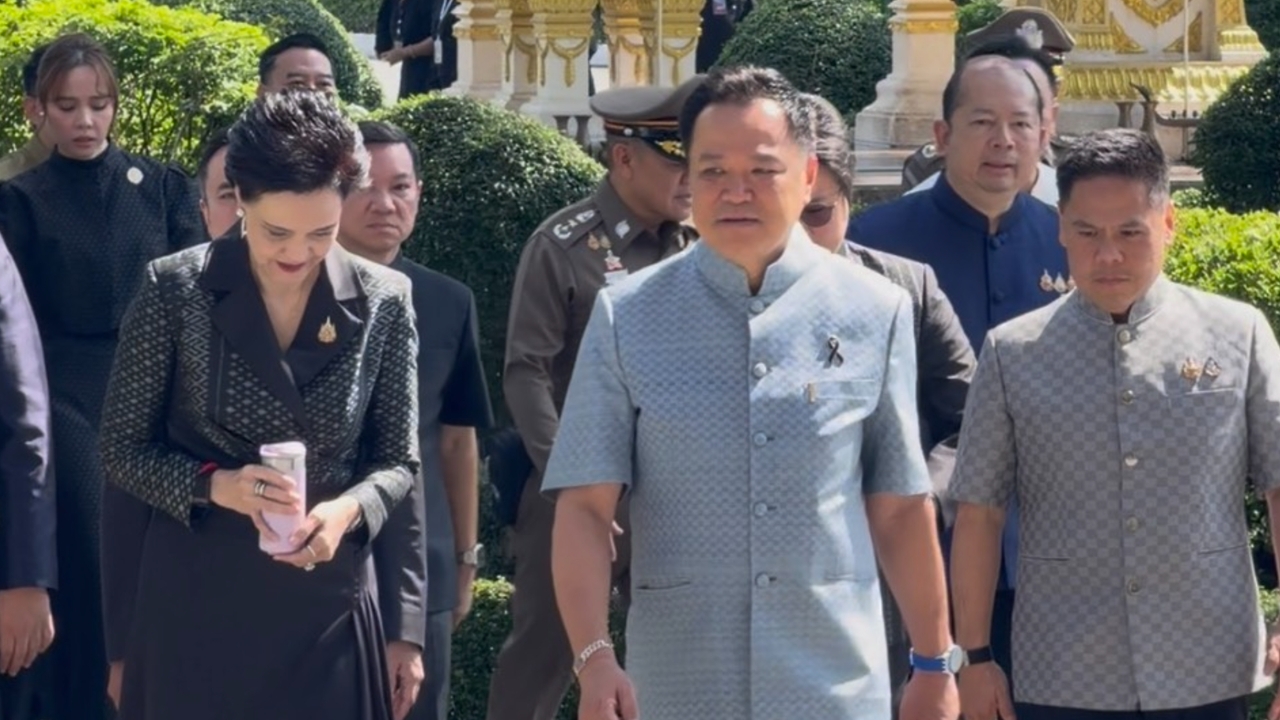 “อนุทิน” ยังไม่ตอบปมดึง “พรรคกล้าธรรม” ร่วมรัฐบาล ย้อนคำสื่อถามว่า “กระแส”