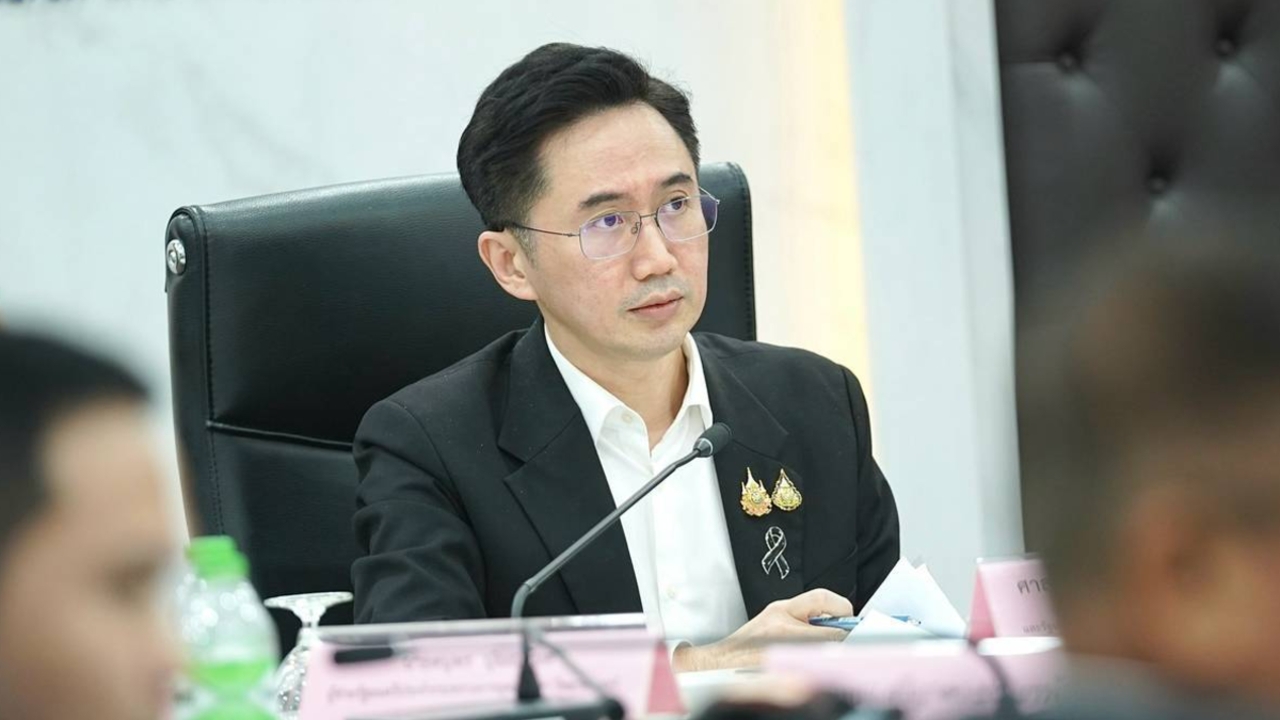“ยศชนัน” ยันย้ายอุเทนถวาย ยึดกฎหมายและความปลอดภัยสูงสุด ผ่อนผันใช้แล็บช่วงสอบ-ลดค่าเทอม 50%
