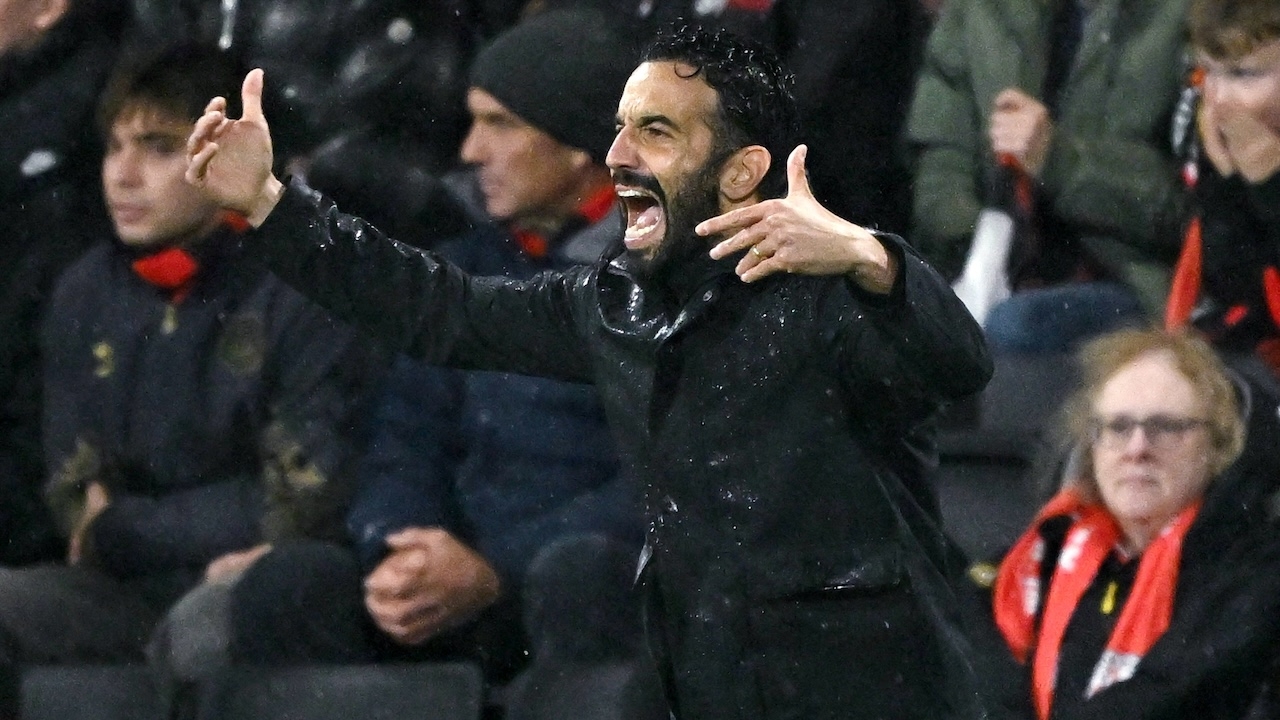 Amorim Leads AC Milan to Heavy Defeat Against Bournemouth in Europa League