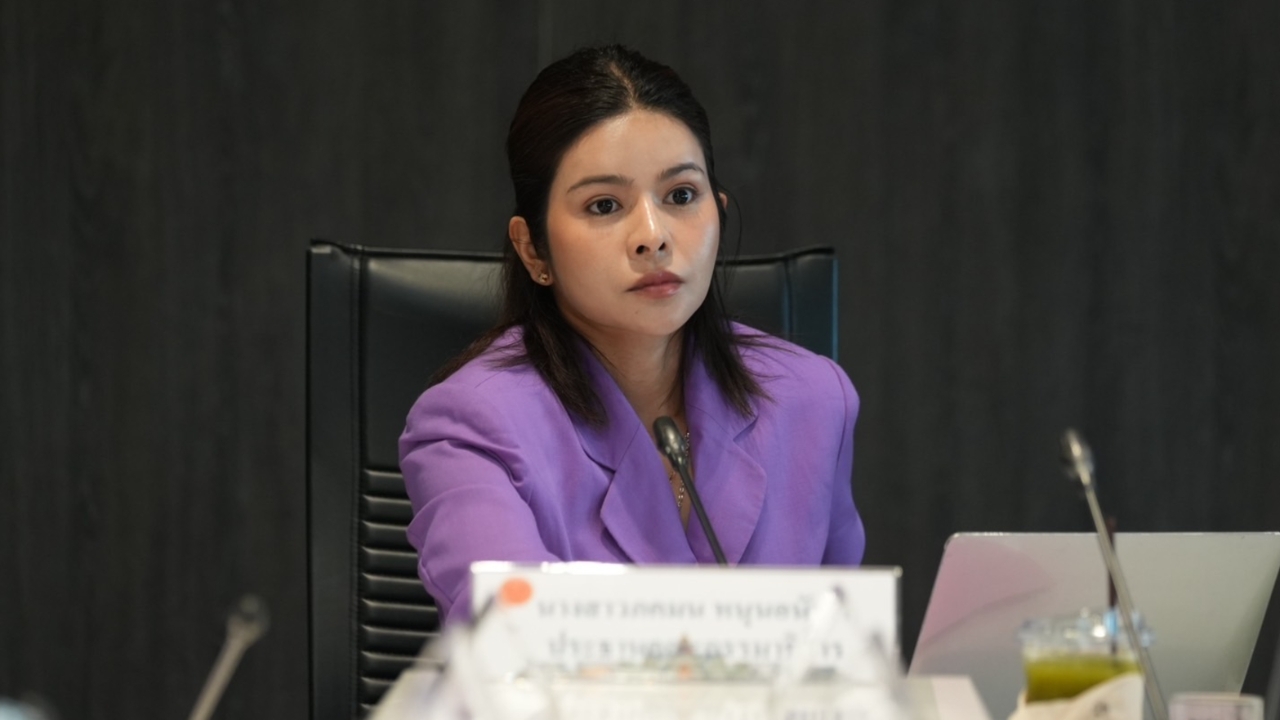 “ภคมน” โต้ “กรวีร์” พูดความจริงให้จบ ใครกันแน่ไม่ยอมถอย ชี้รัฐบาลบีบวันซักฟอกตามความสะดวกตัวเอง