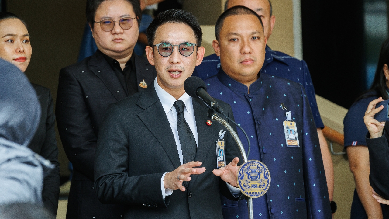 "วรศิษฎ์" เมินฝ่ายค้านใช้คดีทุจริตสอบท้องถิ่นอภิปรายไม่ไว้วางใจ มั่นใจชี้แจงได้ทุกข้อ