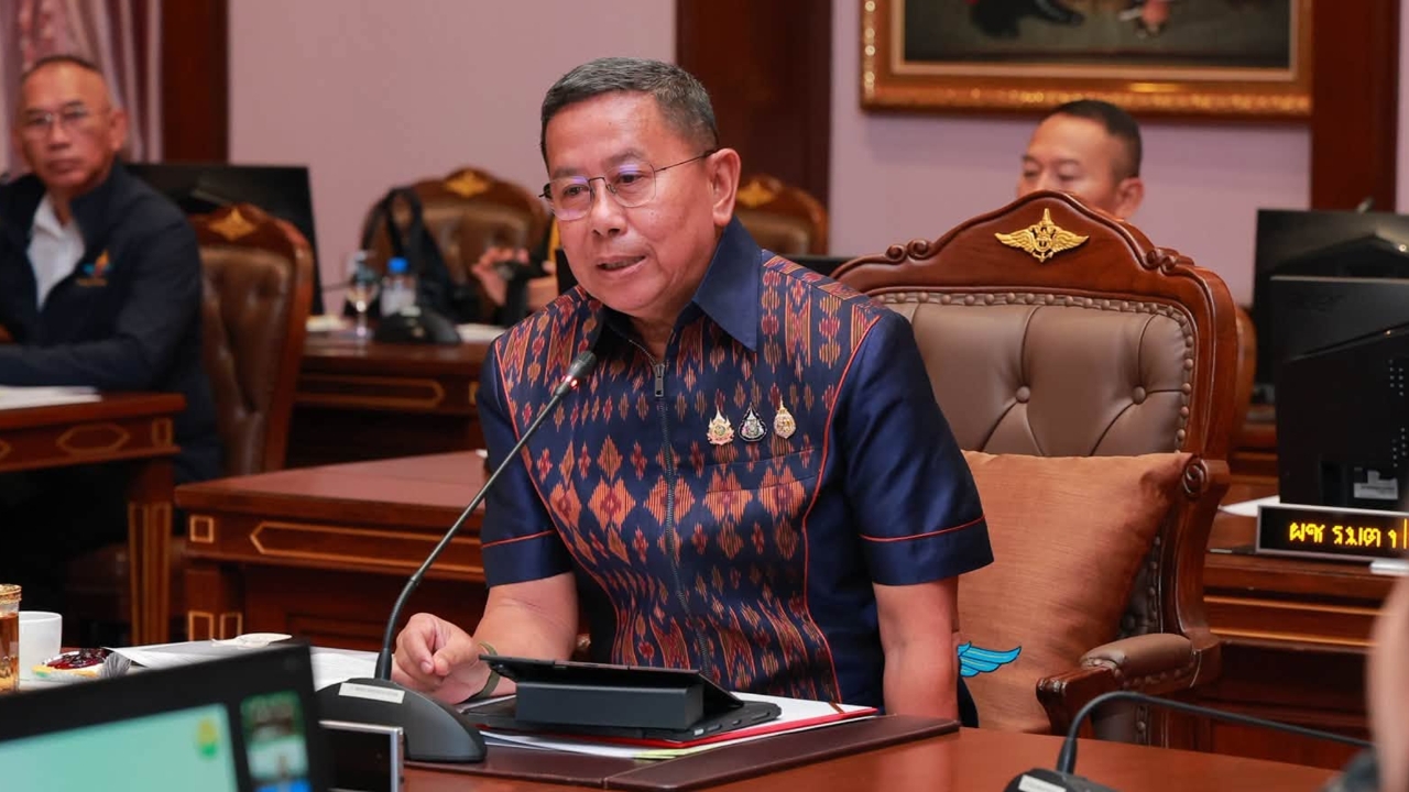 “บิ๊กดุลย์” พร้อมรับมืออภิปรายไม่ไว้วางใจ ยันชีวิตราชการไม่เคยถูกร้องเรียน
