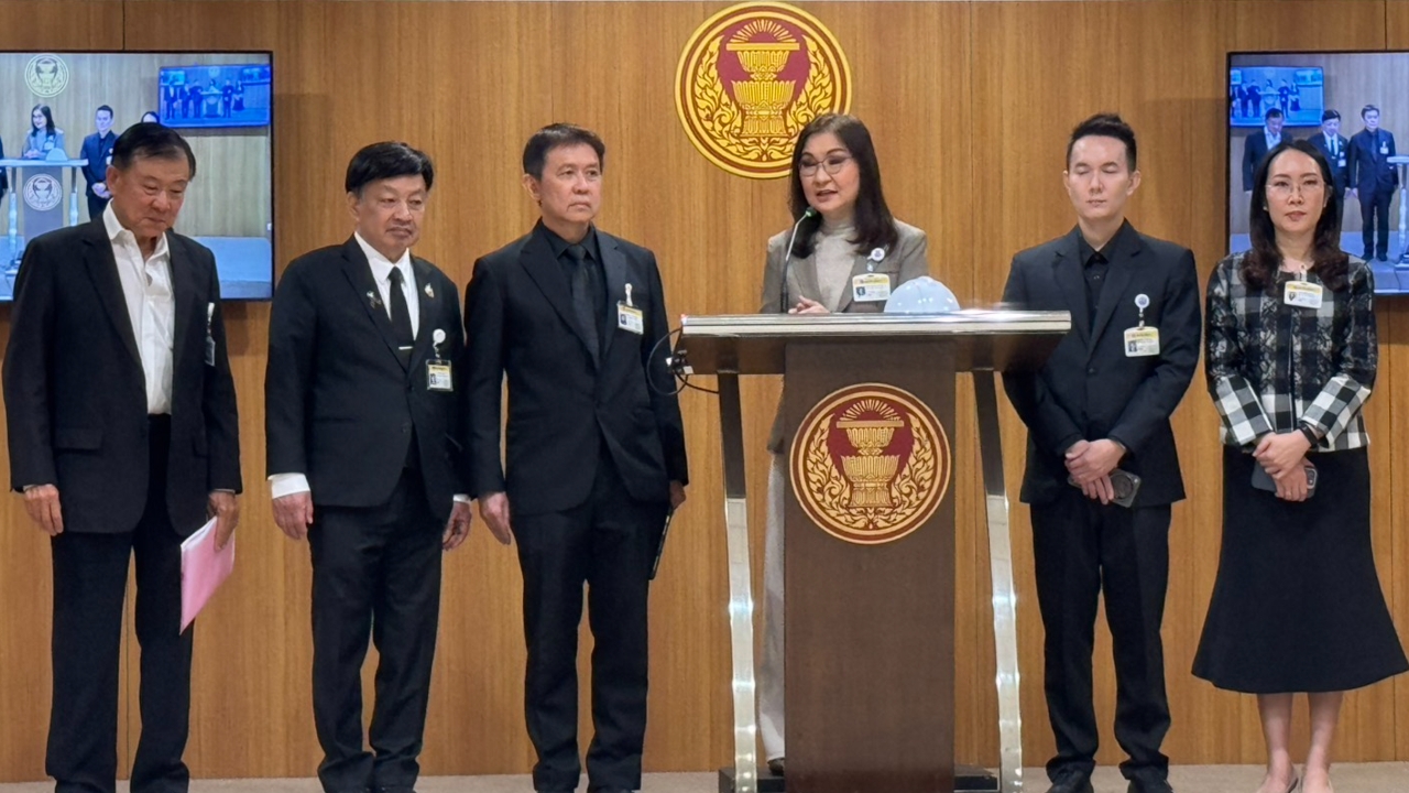 สว.พันธุ์ใหม่ ชำแหละรัฐสภา 2 หมื่นล้าน ไม่ปลอดภัย หลังฝ้าเพดานถล่มสดๆ ร้อนๆ