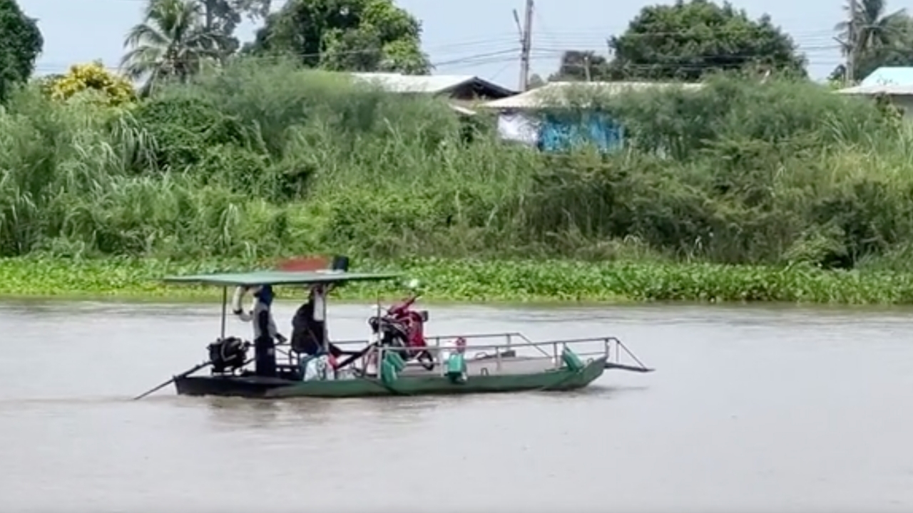 ราคาน้ำมันพุ่ง เรือข้ามฟากเกาะเทโพ–มโนรมย์ ปรับค่าโดยสาร 20 เป็น 30 บาท