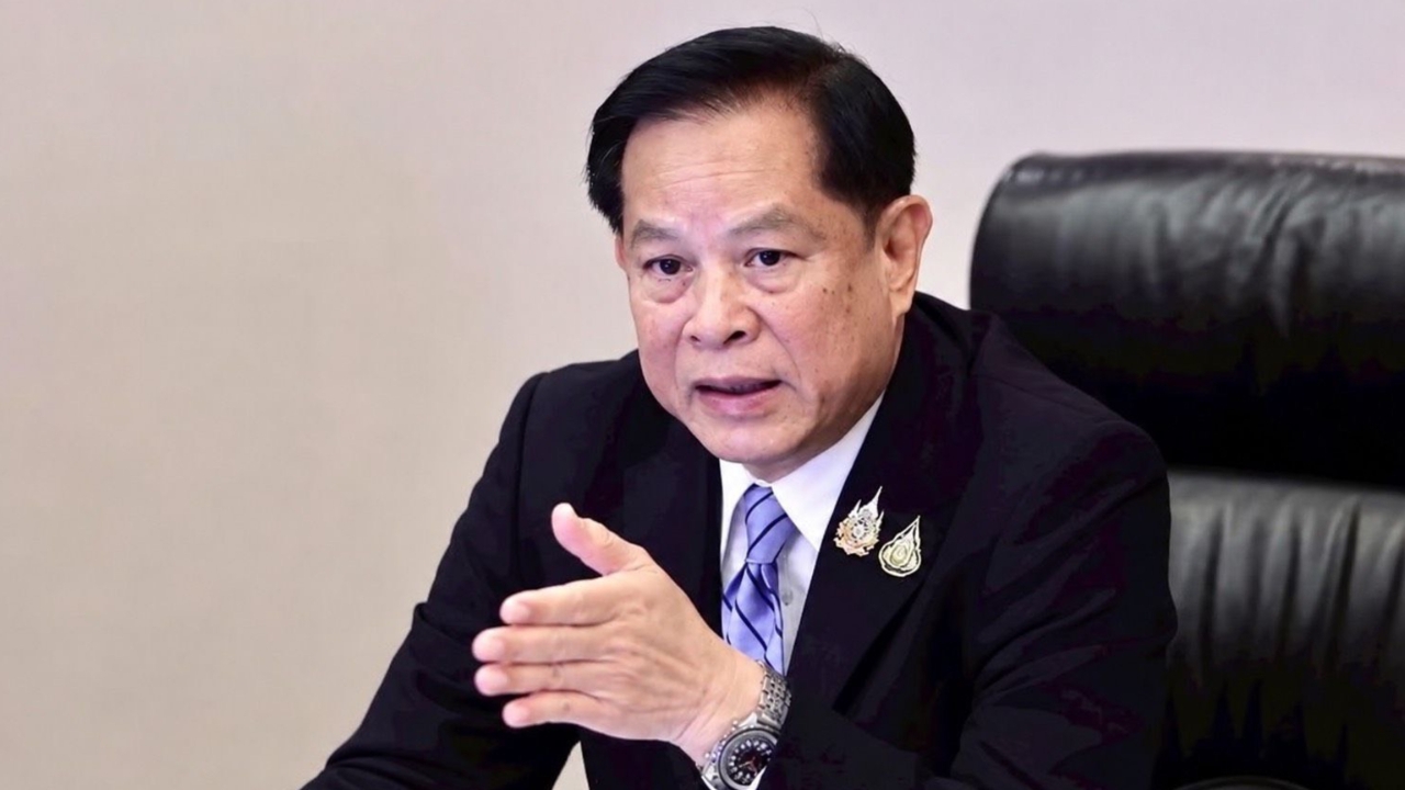 “พีระพันธุ์” ชี้ การกลับคำของพยานคดีฮั้ว สว. คนเดียว ไม่ควรถูกนำมาเปลี่ยนทิศทางคดี