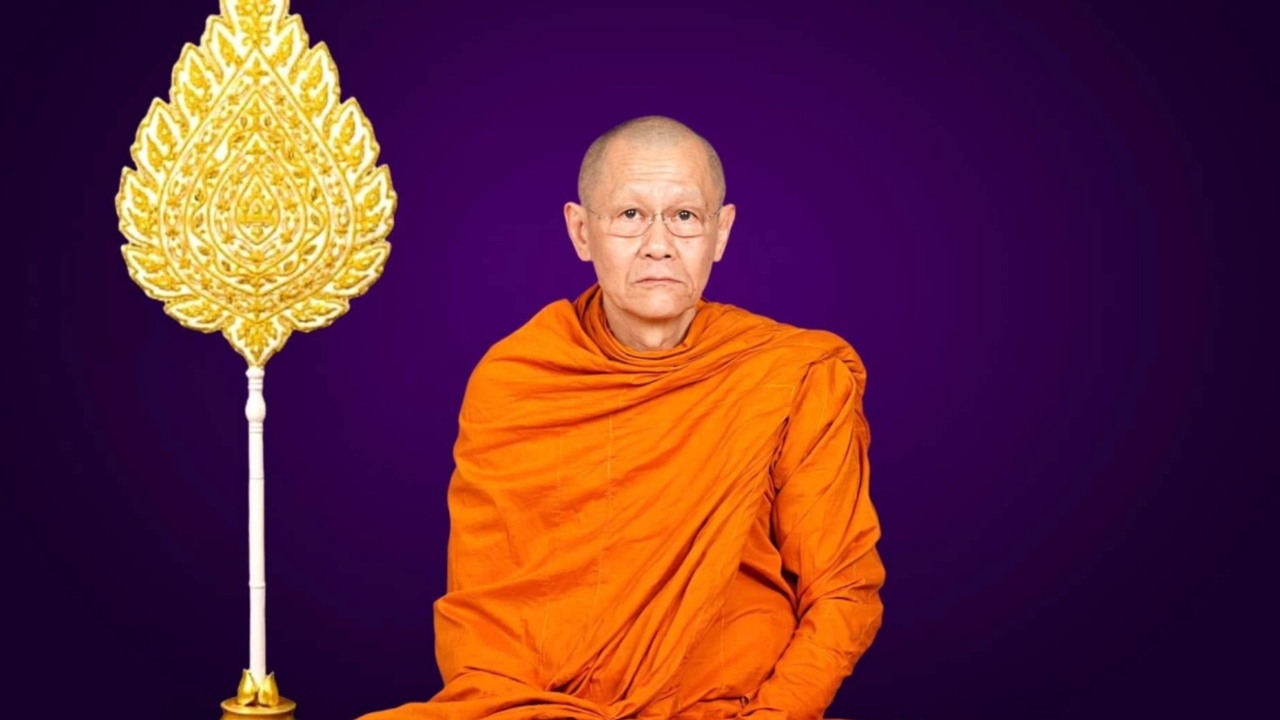 เปิดประวัติ “หลวงพ่ออติโชติ” เจ้าอาวาสวัดดัง ต้นตำรับ “เหรียญเหนือดวง”