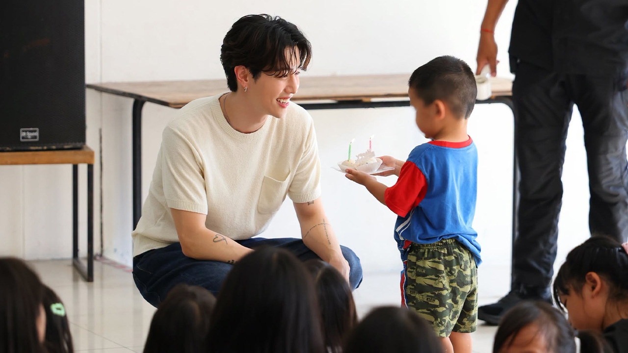 สุดอบอุ่น! "มาร์ค ต้วน" บินลัดฟ้าฉลองวันเกิด 33 ปีที่ไทย ส่งต่อความรัก ณ มูลนิธิบ้านพระพร