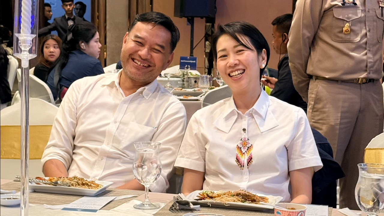 “รัชดา”ลาออกโฆษกรัฐบาลแล้ว ครม.จ่อเคาะ “หมอเอก” นั่งโทรโข่งคนใหม่พรุ่งนี้