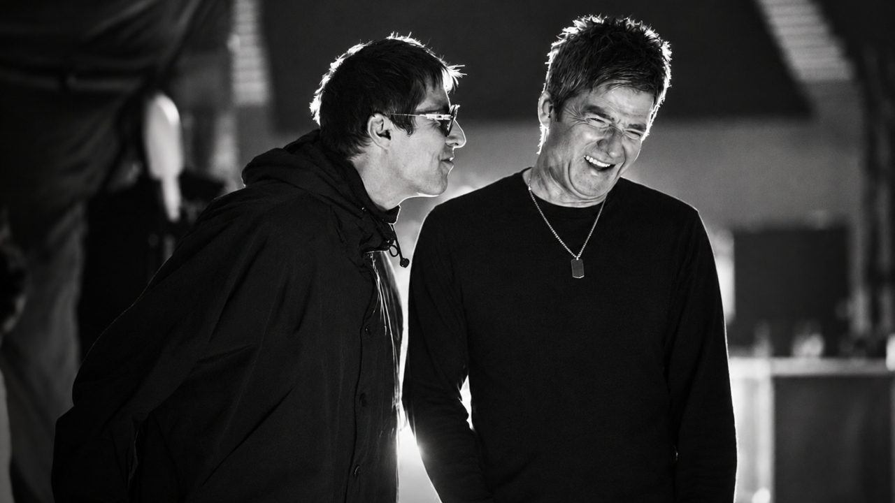 รีวิว Oasis: Don't Look Back In Anger มองตำนาน Oasis ผ่านกาลเวลา บาดแผล และการให้อภัย