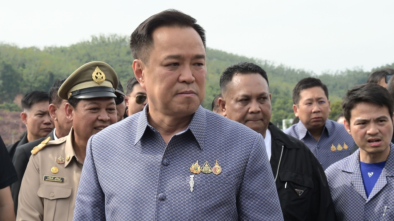 “อนุทิน” เตรียมเปิดบ้านพักส่วนตัวกินข้าวครม. - พรรคร่วมรัฐบาล 6 ก.ย. กระชับมิตร รับมือศึกซักฟอก