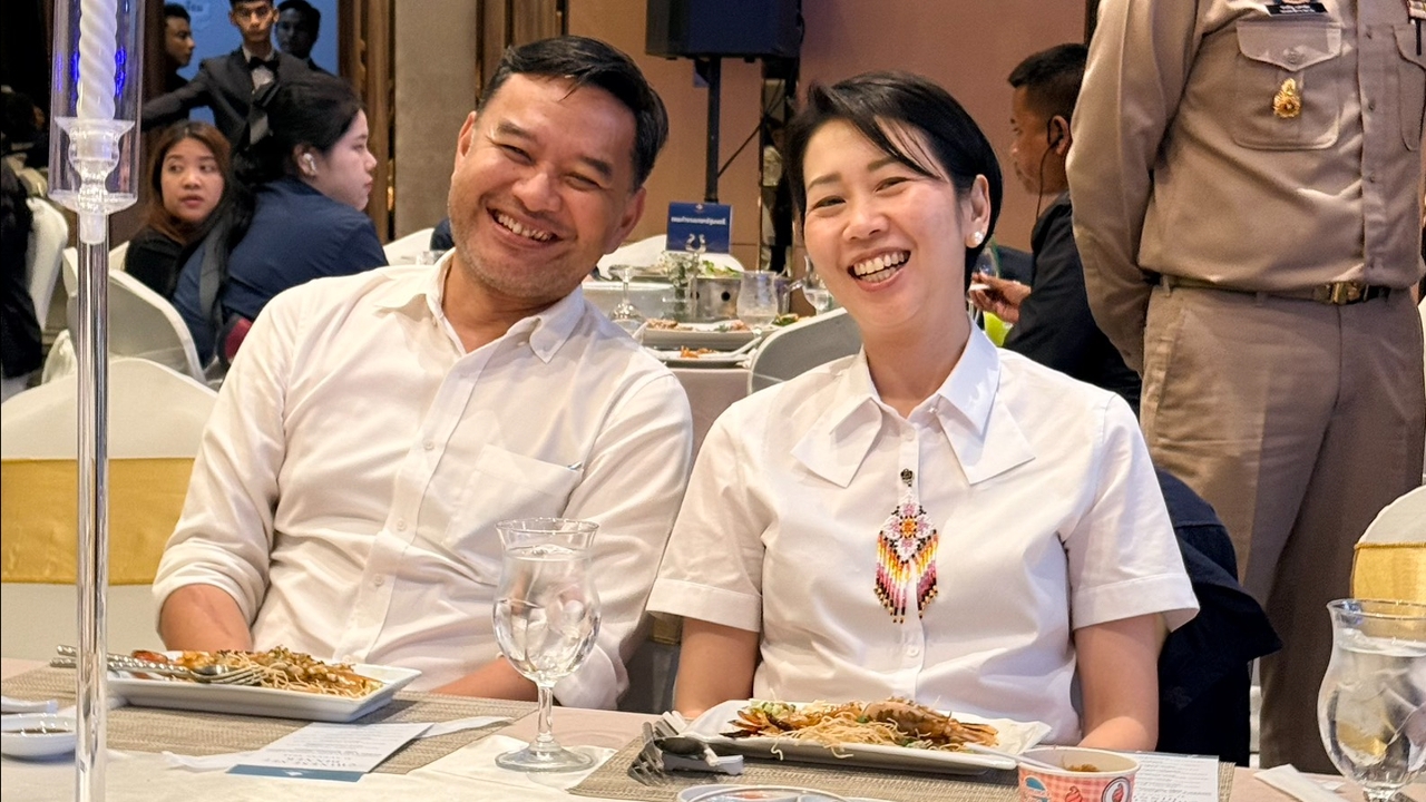หึ่ง เตรียมเปลี่ยนโฆษกรัฐบาล สลับ  “รัชดา” - “หมอเอก” 