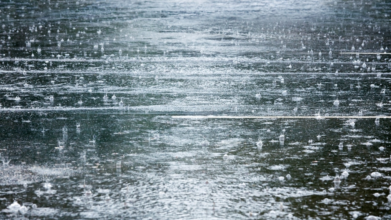 กรมอุตุฯ เตือนไทยฝนตกหนักบางพื้นที่ เช็ก 13 จังหวัดเสี่ยงฝนตกหนักถึงหนักมาก