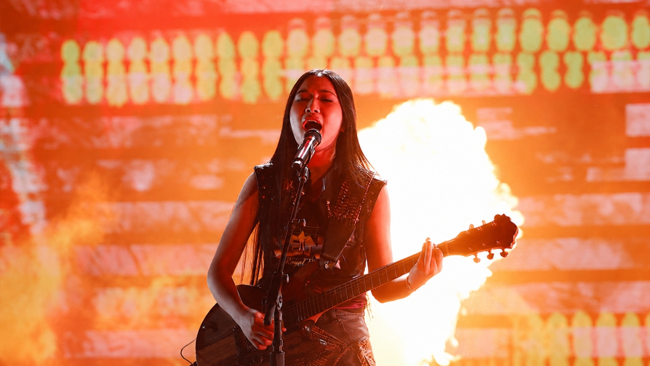 แปลความหมาย “Black Hole Sun” เพลงกรันจ์สุดอมตะ ส่ง “เนเน่ รอยัล” เข้ารอบชิง AGT
