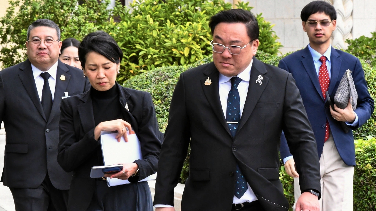“จุลพันธ์” ยันเสถียรภาพรัฐบาลแน่นปึ้ก ไม่สน “หมอชลน่าน” จ่อขึ้นเวทีฝ่ายค้าน