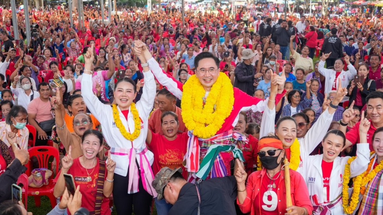 “ยศชนัน” นำเพื่อไทยเปิด 2 เวทีใหญ่หนุน “ไข่มุก เฉลิมขวัญ” ชิงนายก อบจ.กาฬสินธุ์