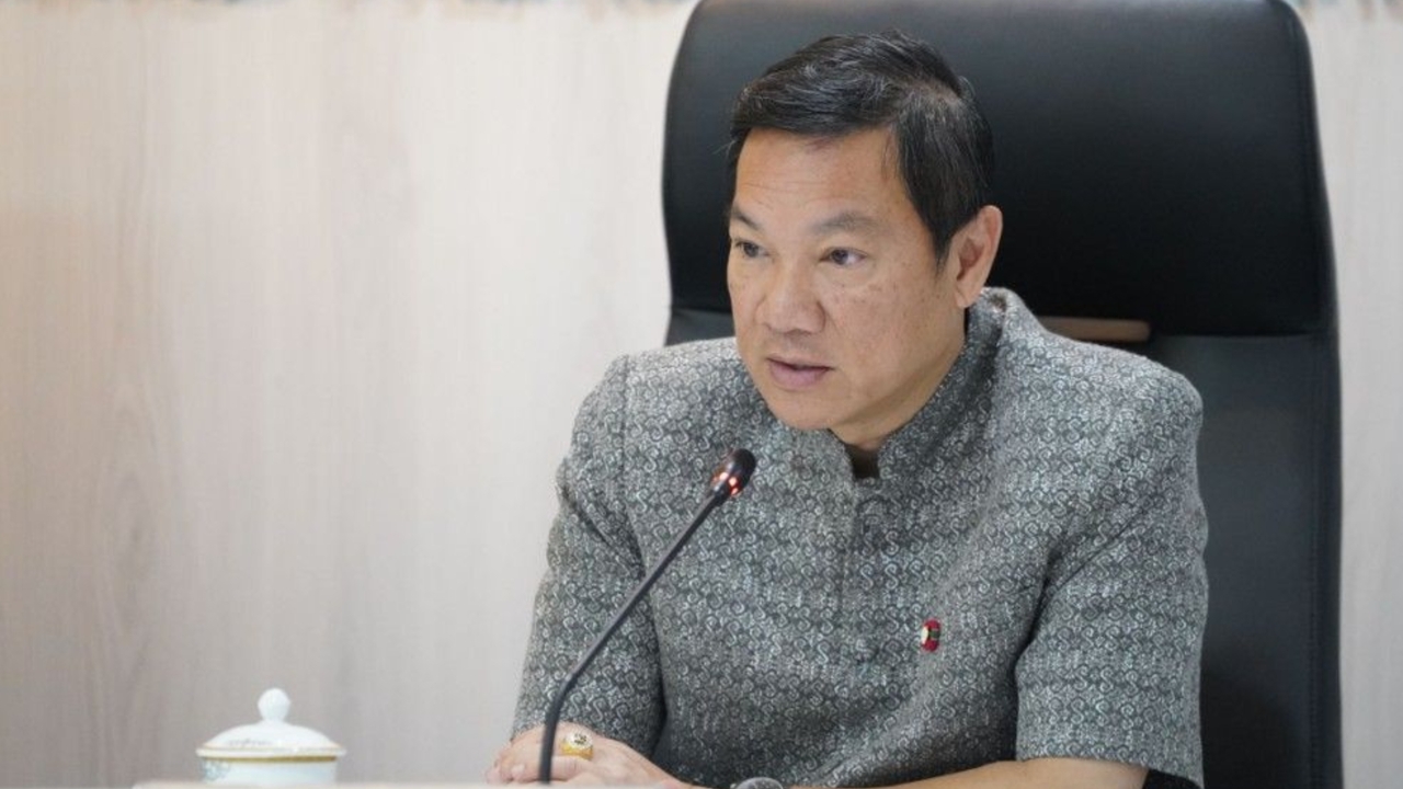 ปลัดมท. สั่งผู้ว่าฯ 76 จังหวัด เร่งสำรวจข้อมูลประชาชนผู้ไม่ผ่านเกณฑ์บัตรสวัสดิการแห่งรัฐ