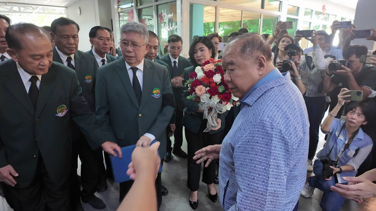 บ้านป่าคึกคัก แห่อวยพรเบิร์ธเดย์ 81 ปี “บิ๊กป้อม” 