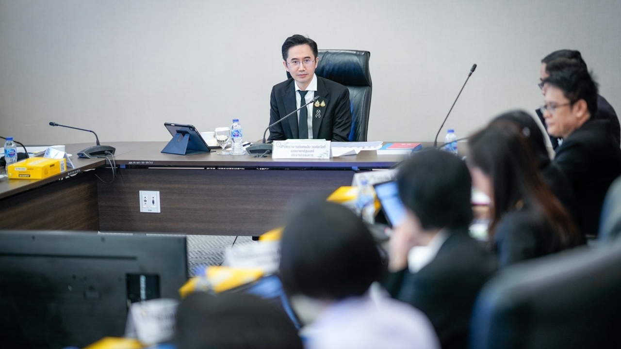 “ยศชนัน” ดัน 2 นโยบายด่วน เชื่อม Big Data 13 หลักอุดช่องโหว่เด็กตกหล่น