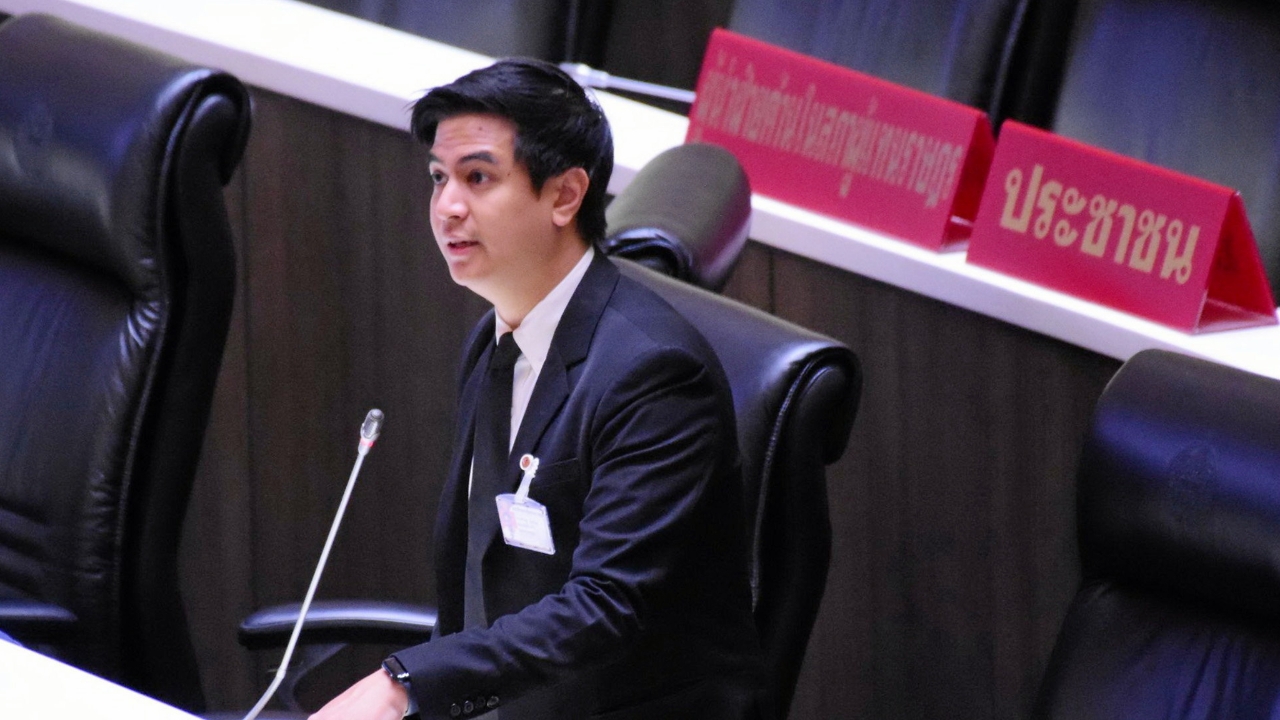 “ไอติม” กัดไม่ปล่อย บี้ กกต. ตอบเพิ่มคดีทุจริตเลือกตั้งอำนาจเจริญ เขต 1