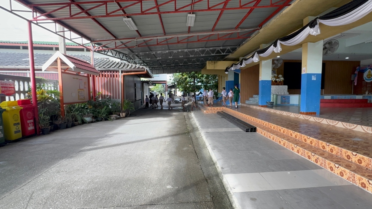 ยังไม่เจอตัว "หนุ่มป่วยจิตเวช" หลังบุกป่วนโรงเรียนประถมย่านบางบัวทอง