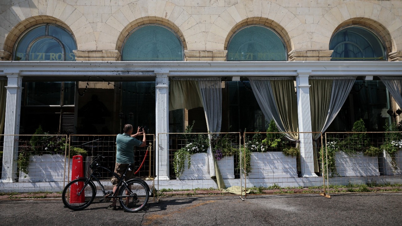 นายกเทศมนตรีมอสโกชี้เหตุระเบิดร้านอาหารเป็น "ก่อการร้าย" ดับ 3 เจ็บอย่างน้อย 21 ราย