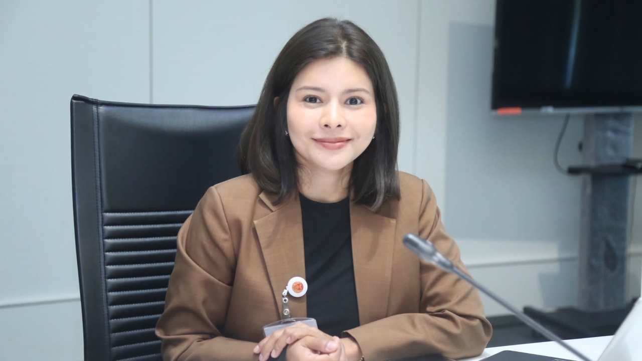 “สส.ลิซ่า” ปูดคนในภูมิใจไทย ซัด ครม.ลูกเทพ มือไม่ถึง ยัน อภิปรายไม่ไว้วางใจรัฐบาลปีนี้