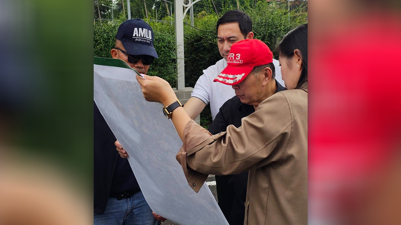 “เสรีพิศุทธ์” บุกบุรีรัมย์ เปิดจุดแรก “บ้านเนวิน” เจาะที่ดินเขากระโดง ก่อนขึ้นศาลพรุ่งนี้ 