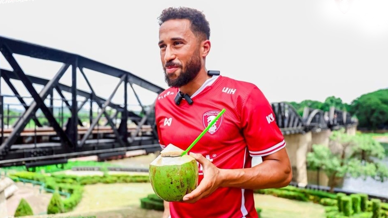 Townsend Praises Thai Coconuts After Finding Prices Nearly 8 Times Higher in the U.S.