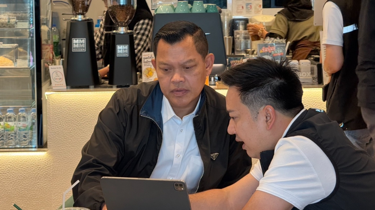 พรรคร่วมรัฐบาลยังแน่นปึ้ก “ธนกร” ฟาดดีลลับแดง-เขียวเลอะเทอะ ตกคณิตศาสตร์