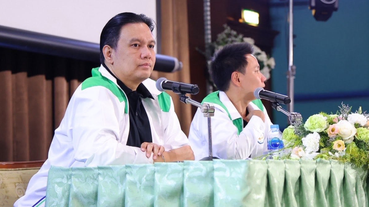 “ไผ่-เบนซ์” สวน “มนพร” อย่าร้อนตัว ลั่นกล้าธรรมไม่ได้หวง ก.เกษตรฯ แต่มีประสบการณ์