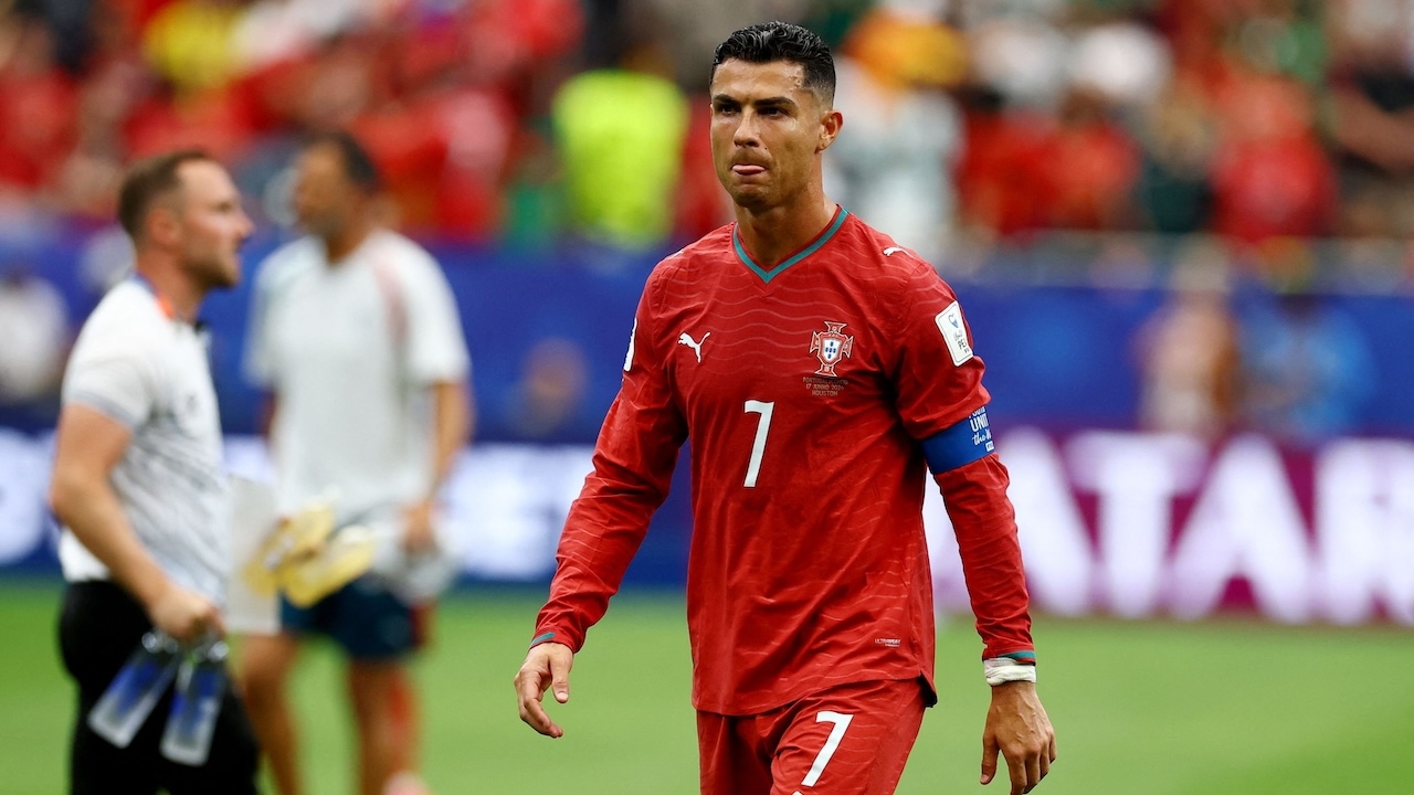 Reasons Why Cristiano Ronaldo Was Not Substituted Despite Poor Performance in World Cup Opener