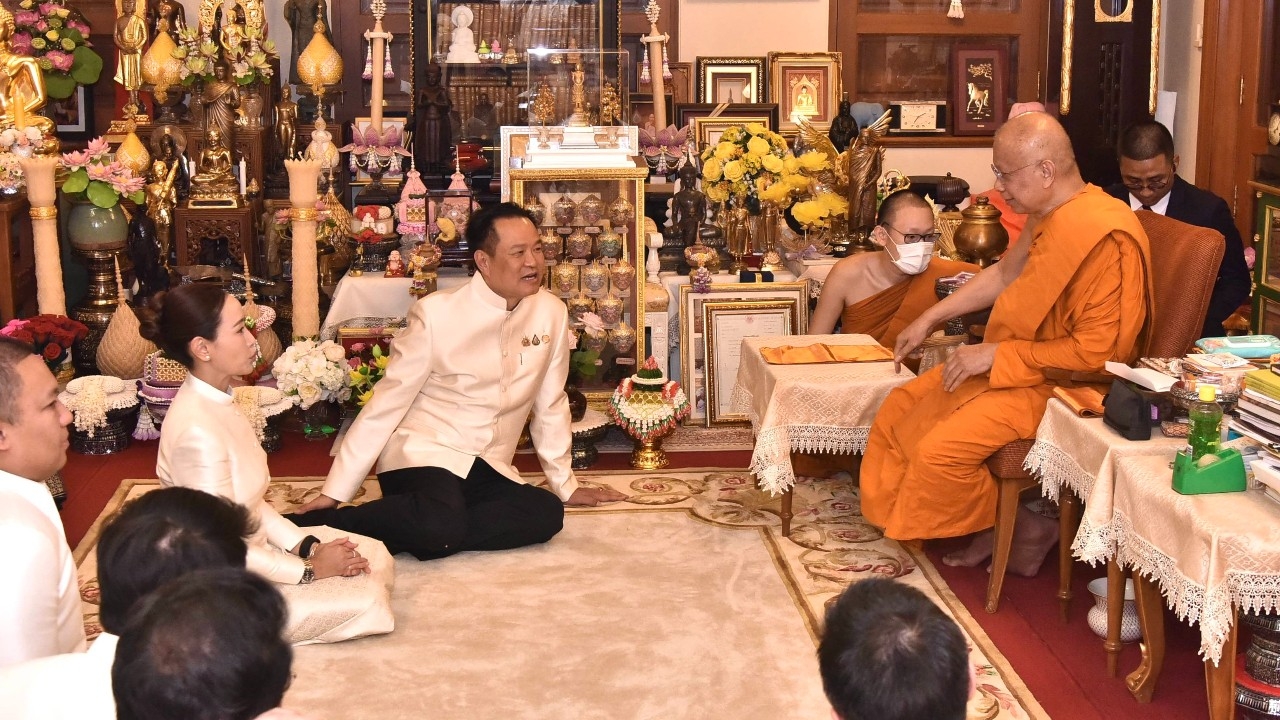 นายกฯ นำ ครม. เปิดนิทรรศการ 13 รอบนักษัตรวัดราชบพิธฯ อุทิศพระกุศล “เจ้าฟ้าพัชรกิติยาภาฯ”