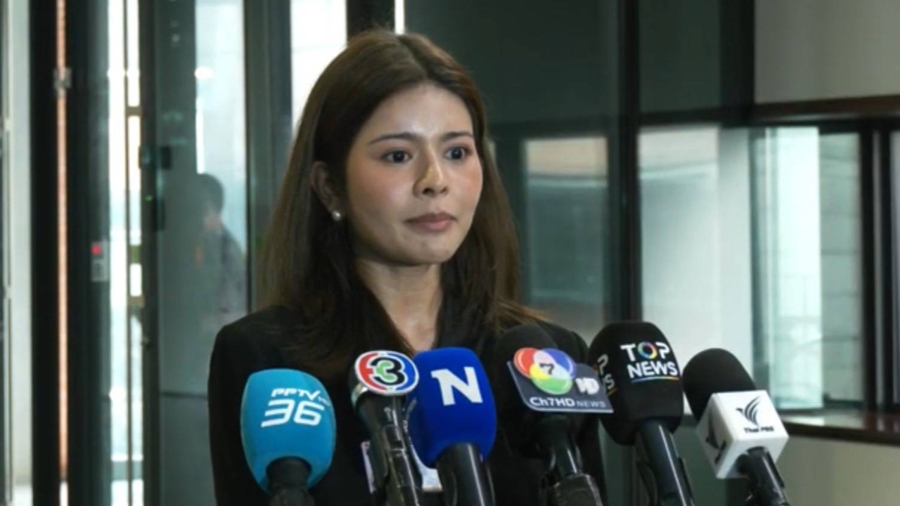 “ลิซ่า” ฉะยับโกงสอบท้องถิ่น ขยะใต้พรมที่รู้กันทั้งประเทศ จี้นายกฯ ล้างบางถึงต้นน้ำ