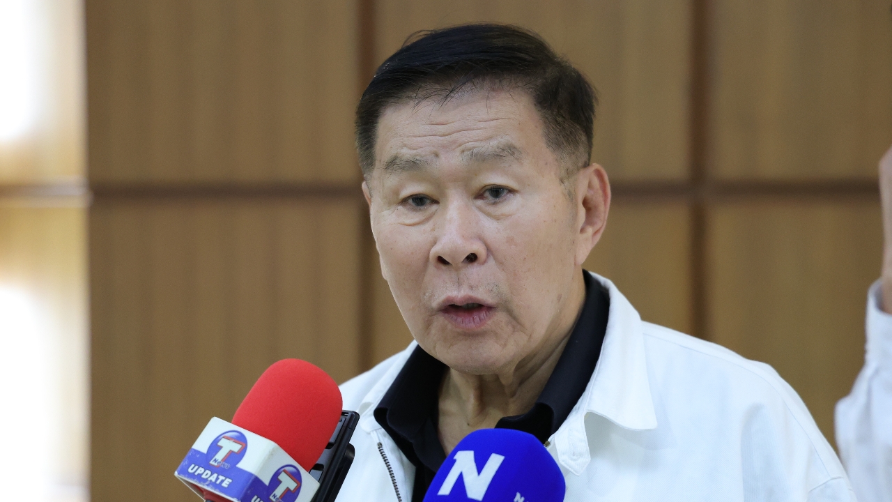 “เสรีพิศุทธ์” ให้ถ้อยคำ กกต. ยัน “อนุทิน” มีพฤติกรรมผิดจริยธรรม ปมที่ดินเขากระโดง