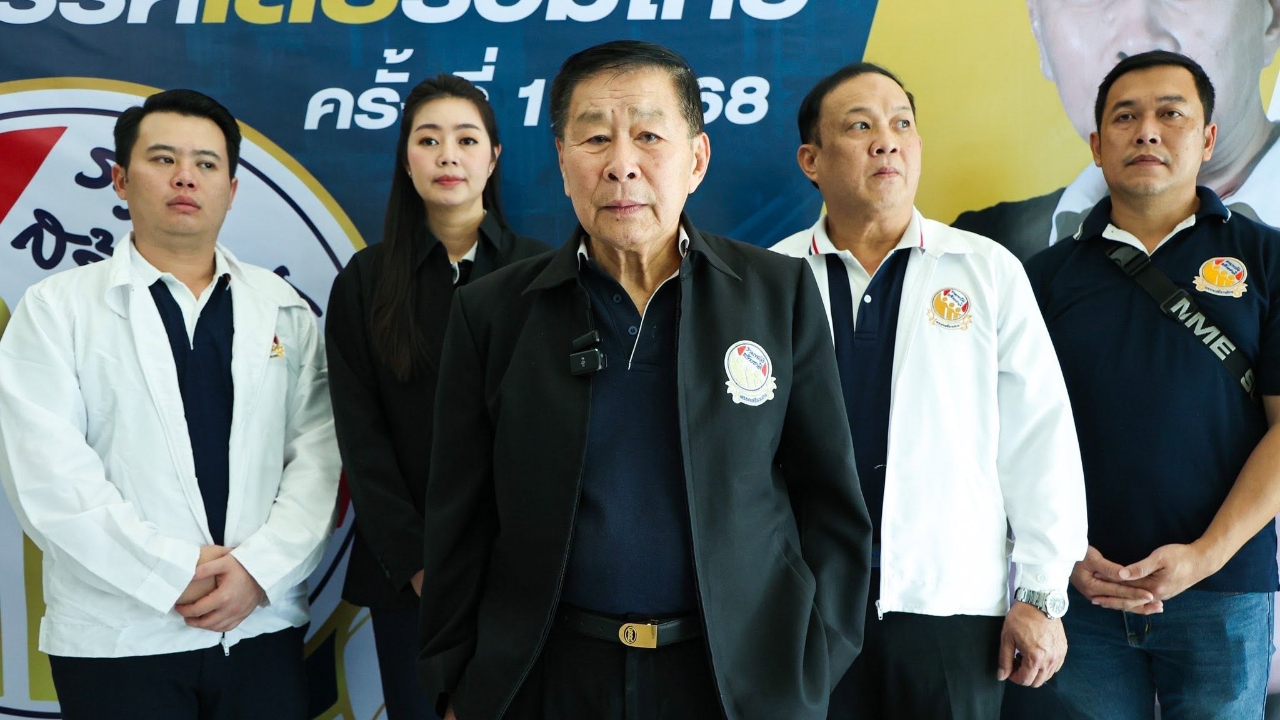 “เสรีพิศุทธ์"ฉะ กกต. โล๊ะเบนซ์ 8 คัน รับบอร์ดชุดใหม่ โวยถลุงภาษีประชาชน