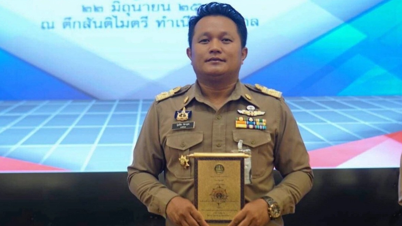 ประวัติ “รุ่งเรือง ธิมาบุตร” ปลัดจังหวัดภูเก็ต อดีตข้าราชการพลเรือนดีเด่นประจำปี 2563