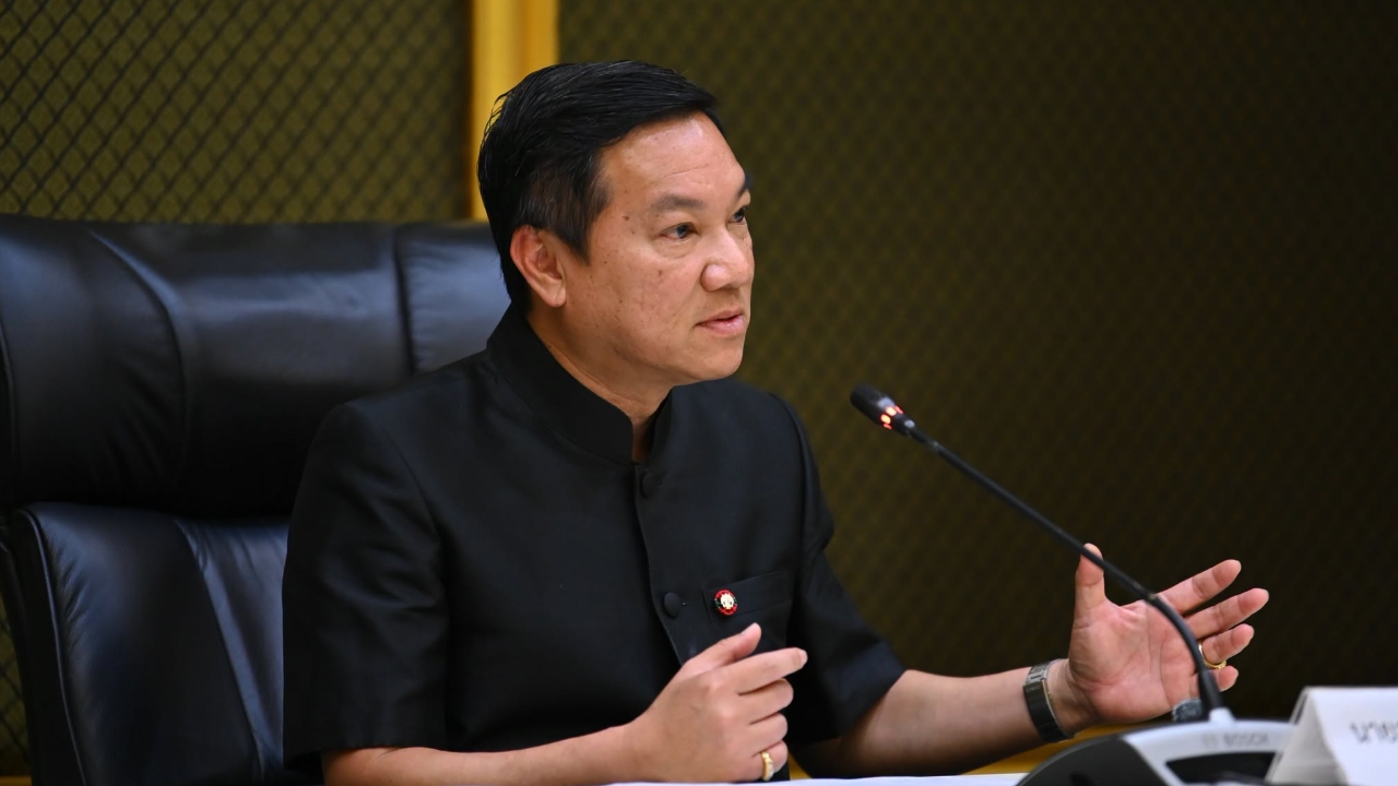 ปลัดมหาดไทย แจ้งความเอาผิดเพจ CSI LA ปมคลิปเสียง พาดพิงภรรยาโยงโกงสอบท้องถิ่น 