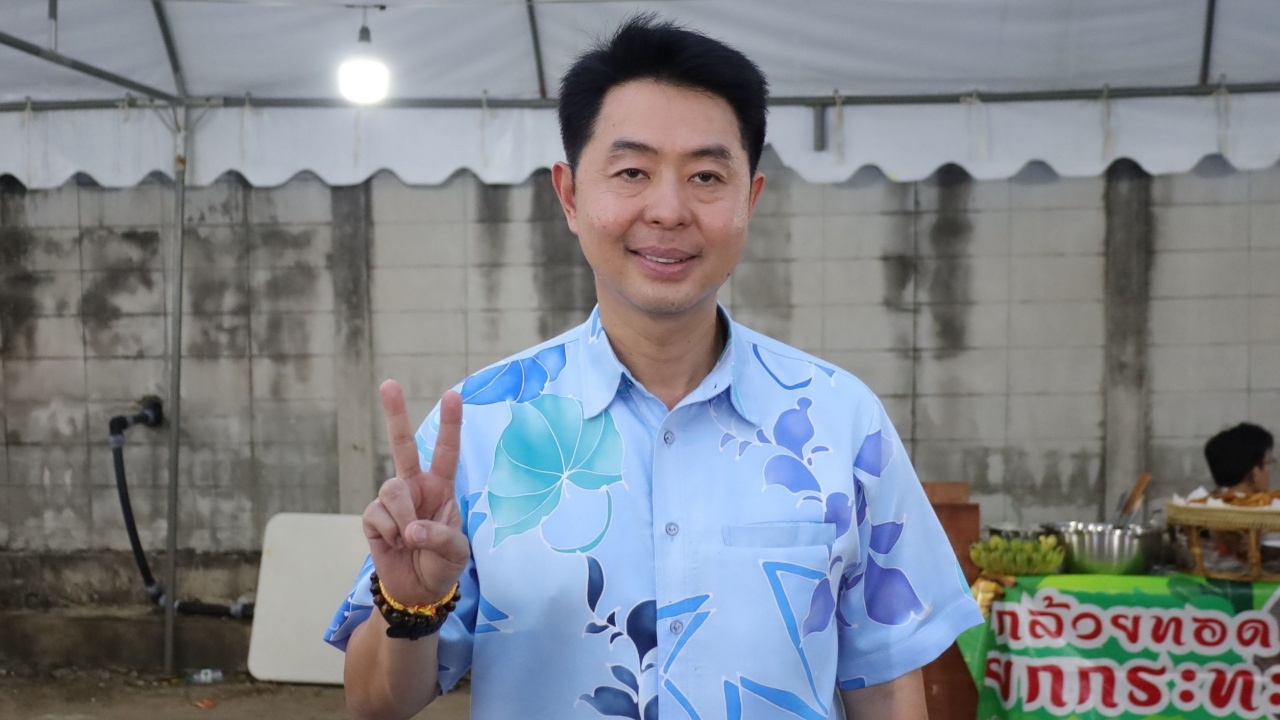 "เบียร์ ปรเมศวร์" แชมป์เก่า คะแนนนำโด่ง "พรรคส้ม" เลือกตั้งนายกเมืองพัทยา