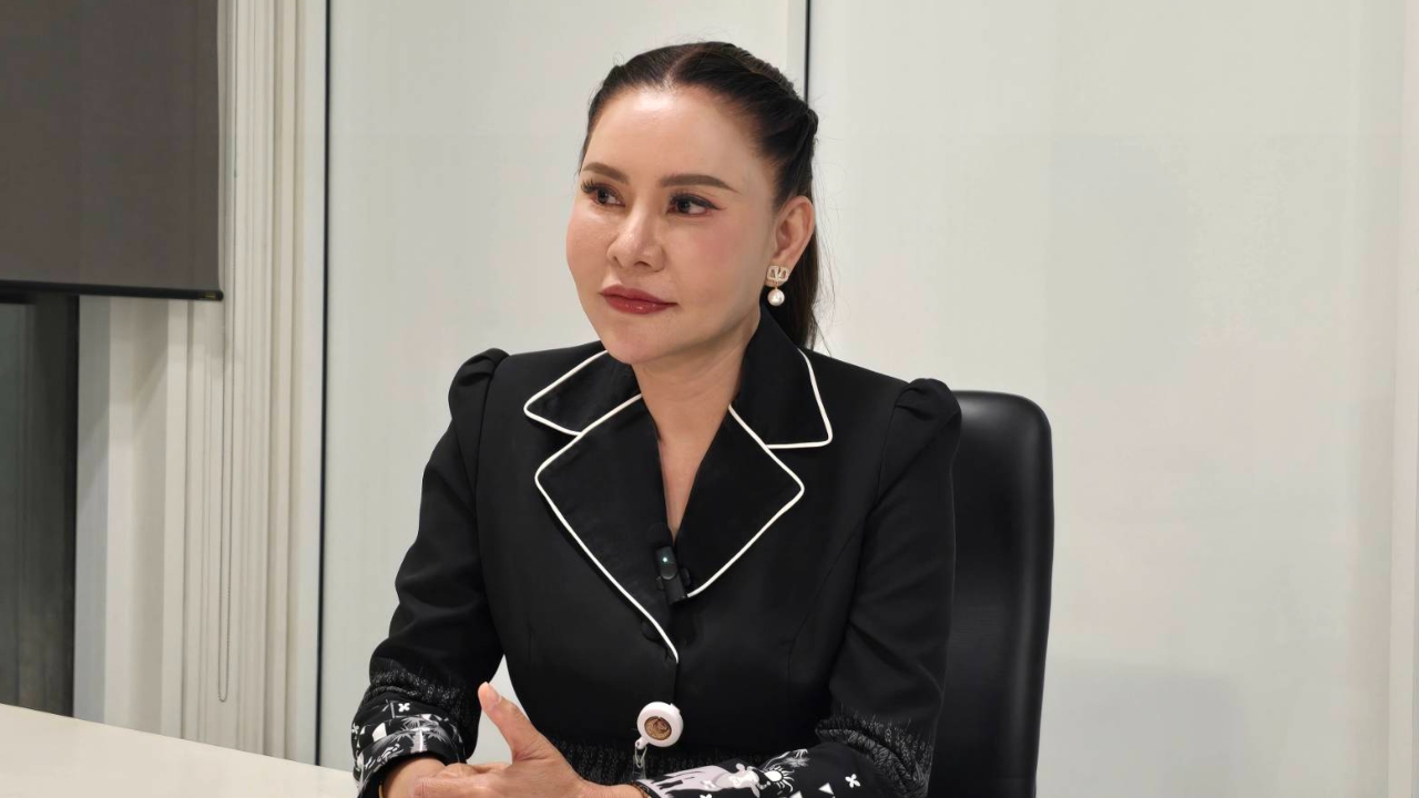 “ธิวัลรัตน์” ผลักดันพิพิธภัณฑ์กลางเพชรบุรี หลังขุดพบแหวน 2,000 ปี นำโบราณวัตถุคืนถิ่น