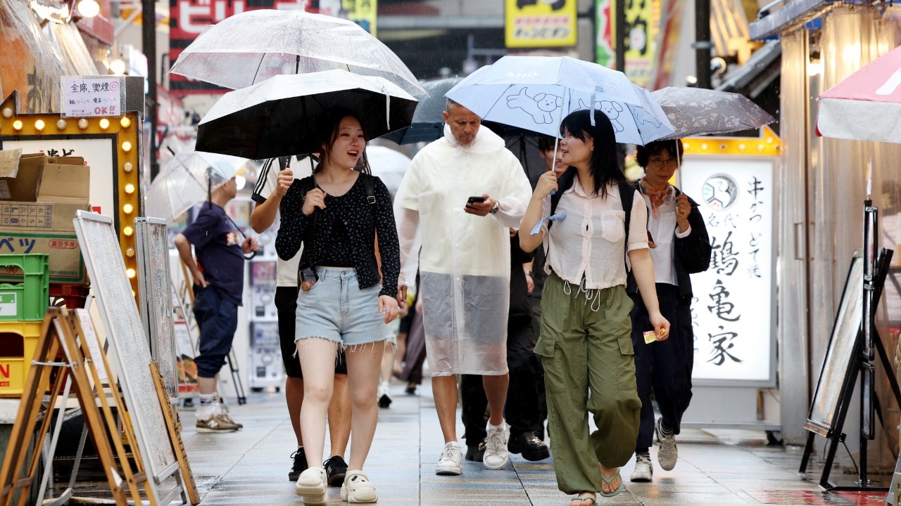 ญี่ปุ่นอ่วม ฝนถล่มทางตอนใต้ น้ำท่วม-ดินถล่ม อุตุฯเตือนหลายภูมิภาคเฝ้าระวังฝนหนัก