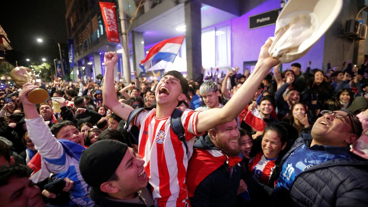 ปธน.ปารากวัยประกาศวันหยุด ฉลองโค่นเยอรมนีสร้างประวัติศาสตร์ฟุตบอลโลก