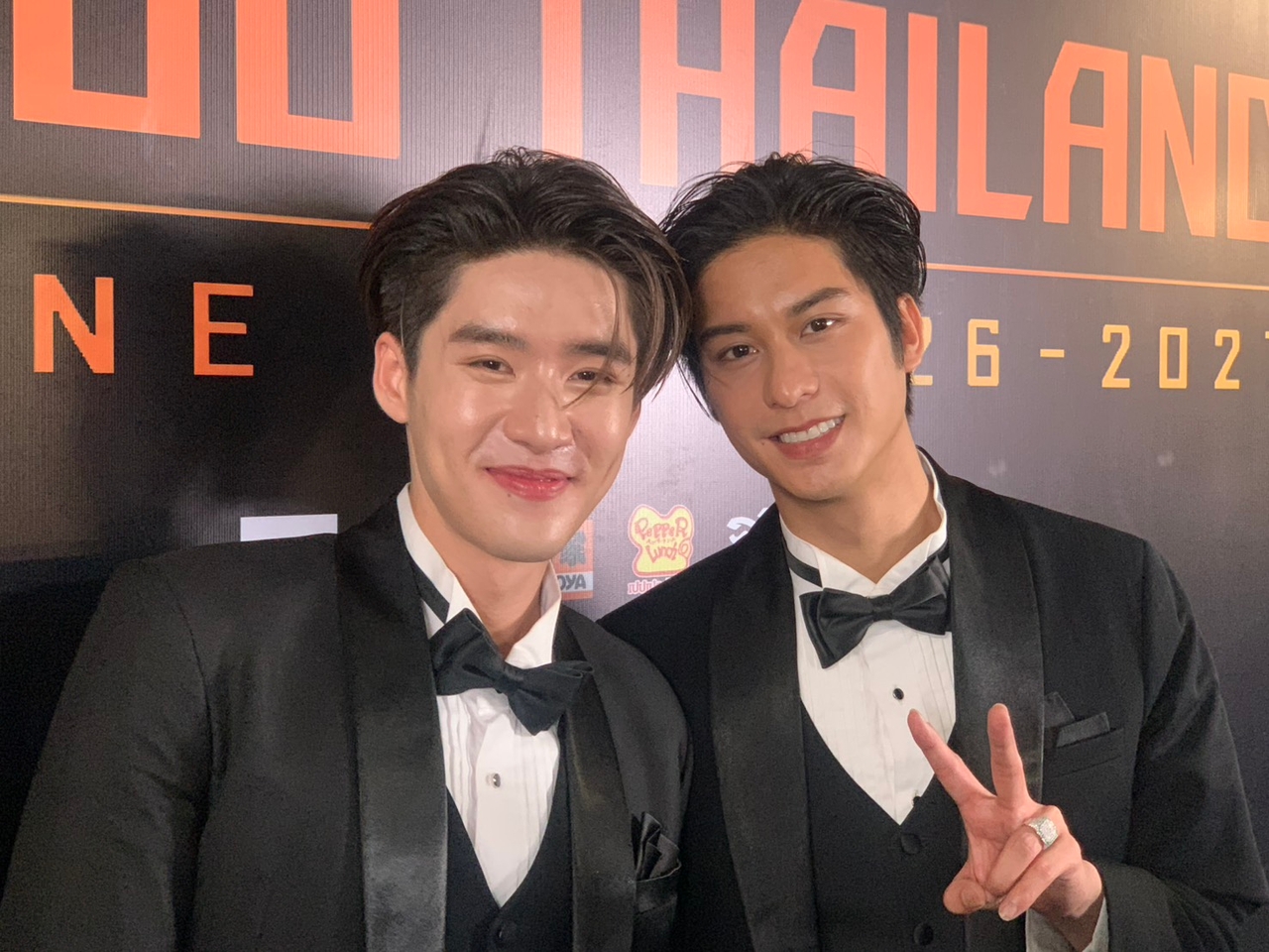 ออกัส - เล้ง รับนอยด์เจอดราม่าซีรีส์บุพเพสันนิวาส ลั่น! ไม่คิดเทียบรุ่น โป๊บ - เบลล่า 