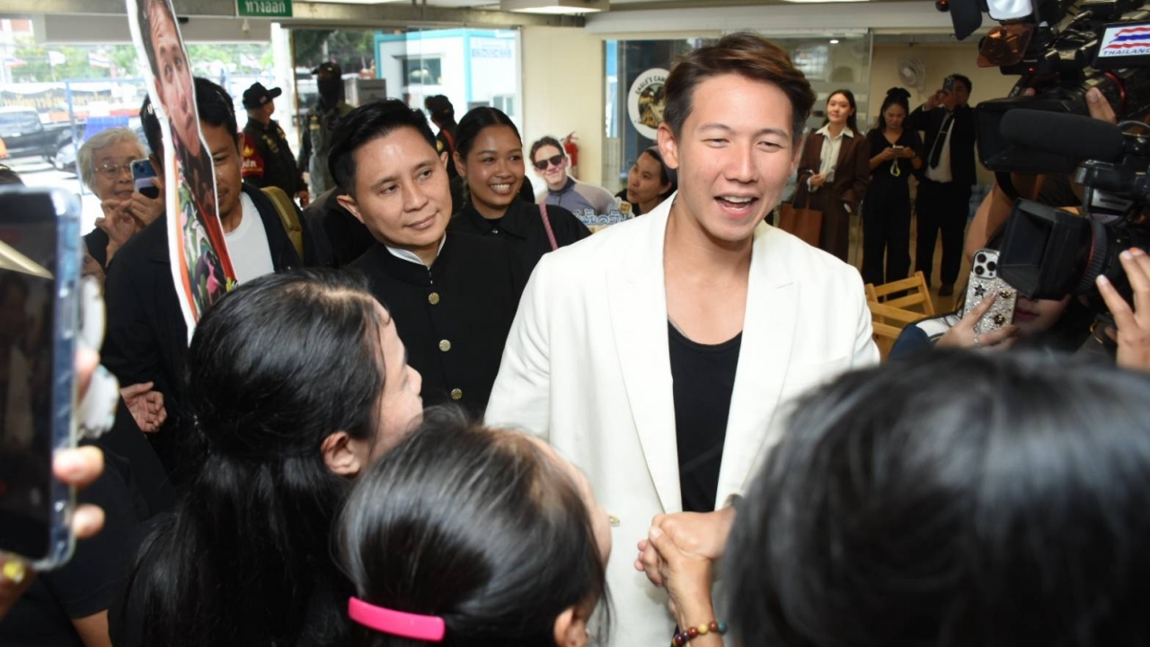 ศาลมีคำสั่ง อนุญาตแม่ "ทราย สก๊อต" ถอนฟ้องลูกชาย คดีลูกเนรคุณได้