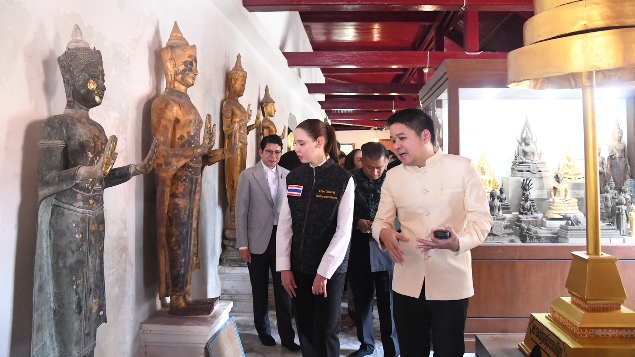 รมว.วัฒนธรรม ตรวจความพร้อมวัดพระมหาธาตุ วรมหาวิหาร ขึ้นทะเบียนมรดกโลก
