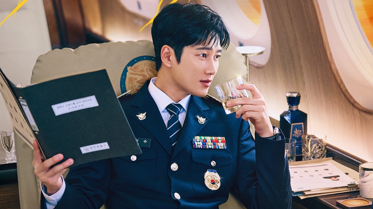 "อันโบฮยอน" ตำรวจหล่อมาแล้ว พร้อมสนุกไปกับคดีสุดชุลมุนใน “Flex X Cop คุณชายสายสืบ ซีซัน 2”