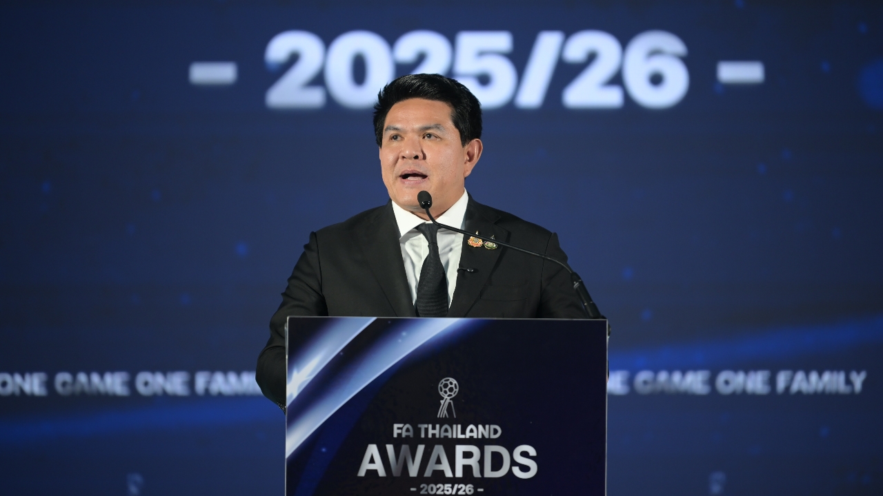 “สุรศักดิ์-มาดามแป้ง” มอบรางวัล FA Thailand Awards 2025/26 ลุยดันลีกเยาวชนทั่วประเทศ