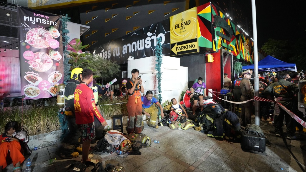 สื่อนอกตีข่าว ไฟไหม้ผับในกรุงเทพฯ คร่าแล้ว 27 ศพ