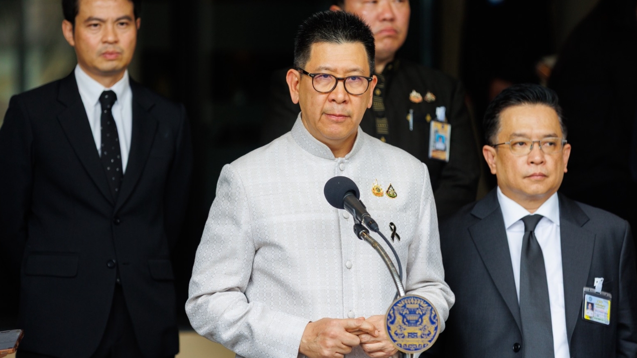 “เอกนิติ” ลั่นรับฟังเสียงผู้ได้รับผลกระทบ พร้อมขยายเวลาอุทธรณ์-ทบทวนเกณฑ์บัตรคนจน ย้ำเป้าช่วยคนจน