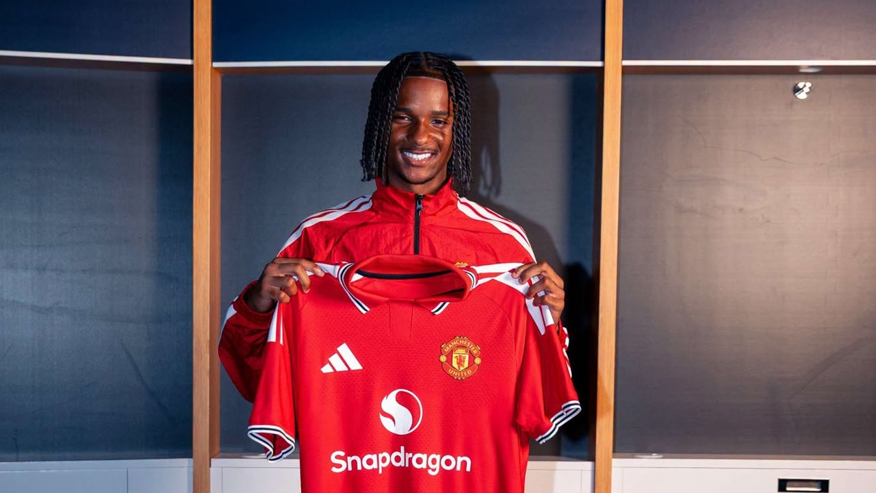 Meet Tynan Thompson, the 18-year-old Rising Star Manchester United Bought from Spurs for Up to 350 Million Baht
